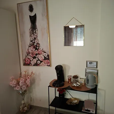De Lux 